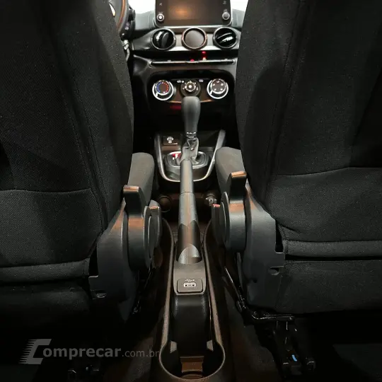 CRONOS DRIVE 1.3 8V Flex Aut.