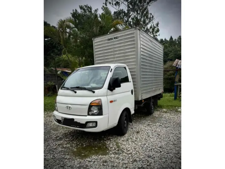 HR 2.5 LONGO SEM CAÇAMBA 4X2 16V 130CV TURBO INTERCOOLER DIE