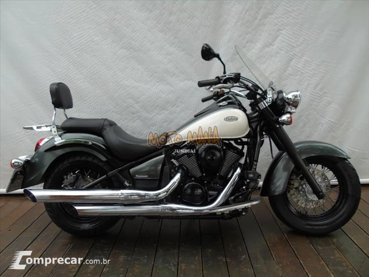 VULCAN 900 CLASSIC