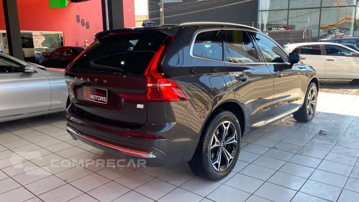 VOLVO XC60 2.0 T8 RECHARGE INSCRIPTION EXPRESSION AWD