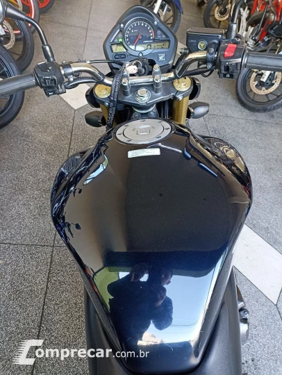 CB 600F HORNET