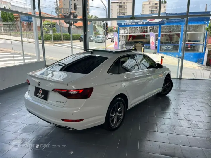 JETTA 1.4 250 TSI TOTAL FLEX R-LINE TIPTRONIC