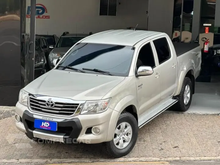 HILUX CD4X4 SRV