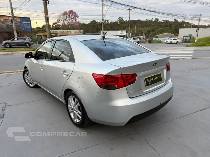 CERATO 1.6 EX3 Sedan 16V