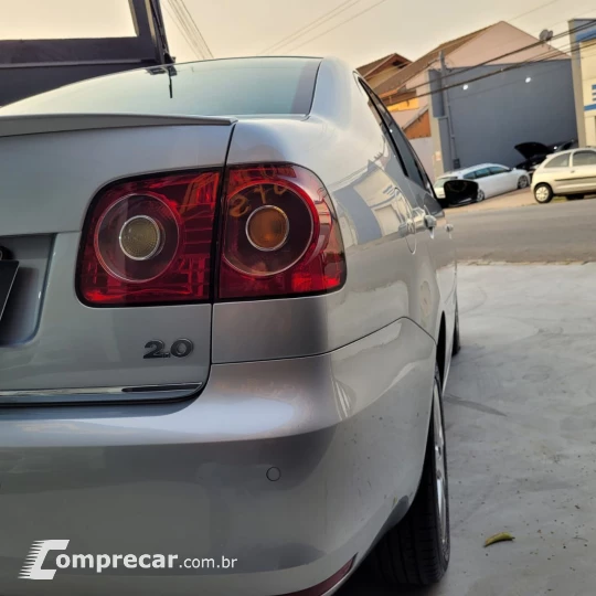 Polo Sed./Sed. COMF. 2.0/2.0 Flex 8V 4p