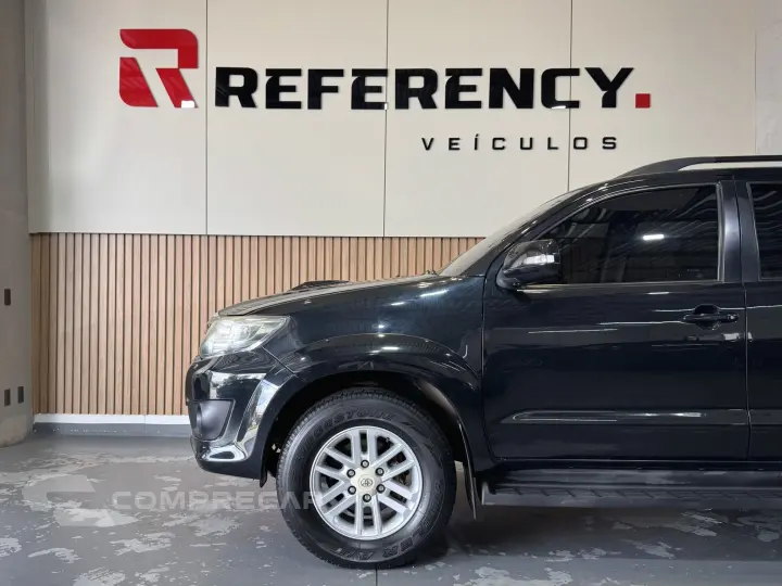 HILUX SW4 3.0 SRV 4X4 7 LUGARES 16V TURBO INTERCOOLER DIESEL