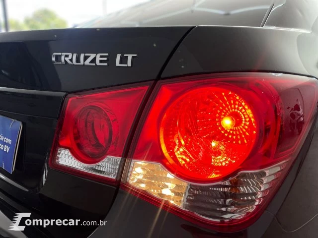 CRUZE SEDAN - 1.8 LT 16V 4P AUTOMÁTICO