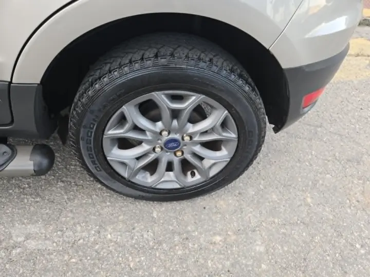 ECOSPORT 1.6 Freestyle 8V