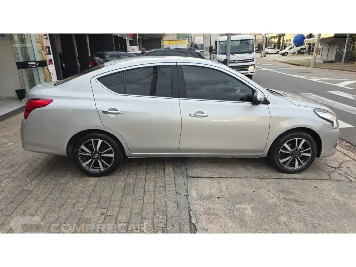 VERSA 1.6 16V FLEXSTART SL 4P XTRONIC