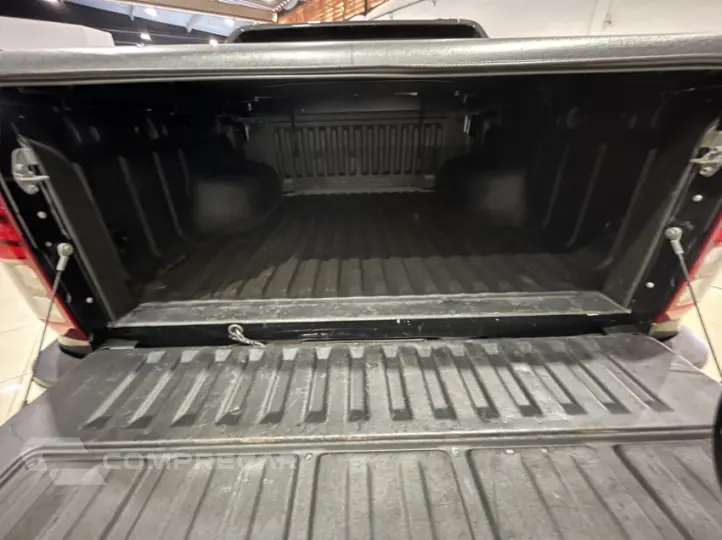 TRITON 2.4 Biturbo CD Katana 4X4