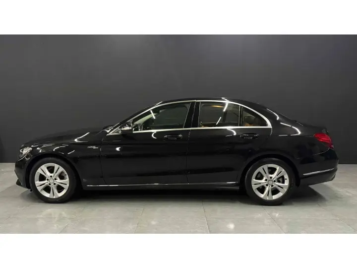 C 180 1.6 CGI 16V TURBO GASOLINA 4P AUTOMÁTICO