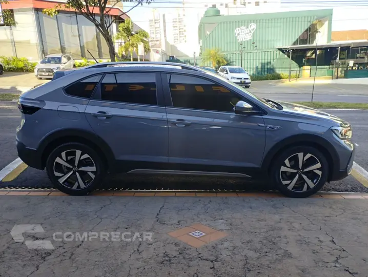 Nivus 1.0 4P FLEX 200 TSI HIGHLINE TURBO AUTOMÁTICO