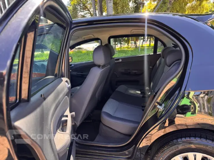 Gol (novo) 1.6 Mi Total Flex 8V 4p