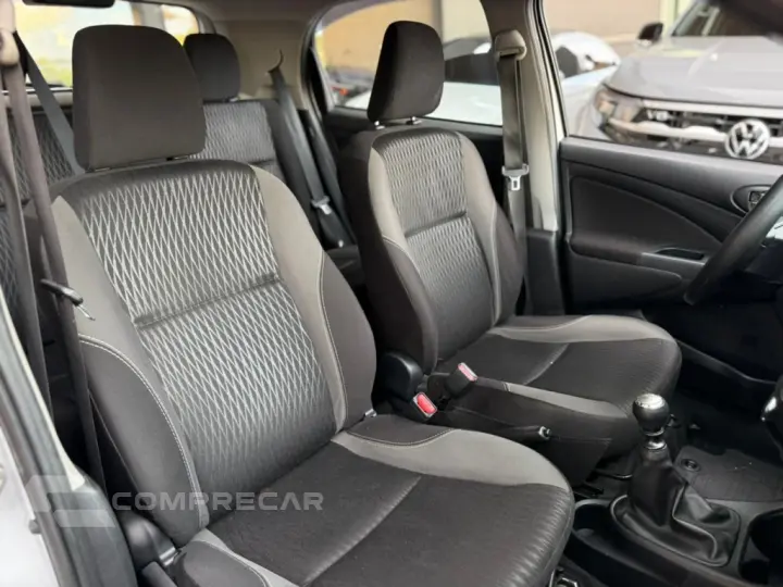 ETIOS 1.5 XS 16V FLEX 4P MANUAL