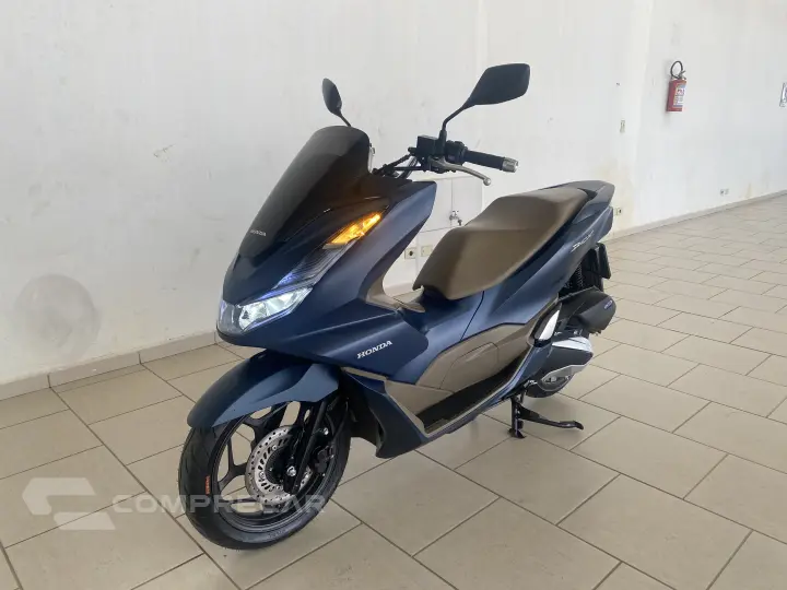 PCX 160 DLX ABS