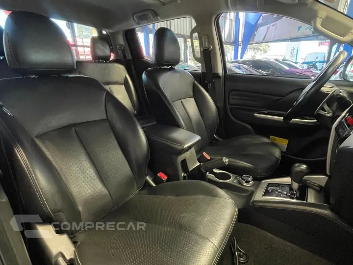 L200 TRITON 2.4 16V TURBO DIESEL SPORT HPE-S CD 4P 4X4 AUTOM