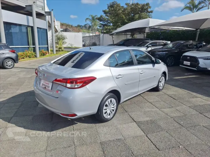 YARIS 1.5 16V FLEX SEDAN XL LIVE MULTIDRIVE