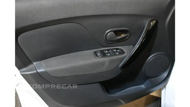 LOGAN - 1.0 12V SCE ZEN MANUAL