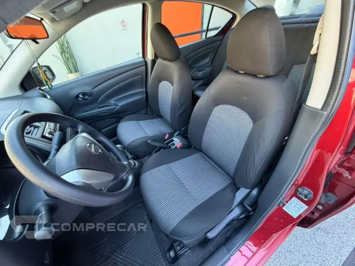 VERSA 1.0 12V FlexStart 4p Mec.