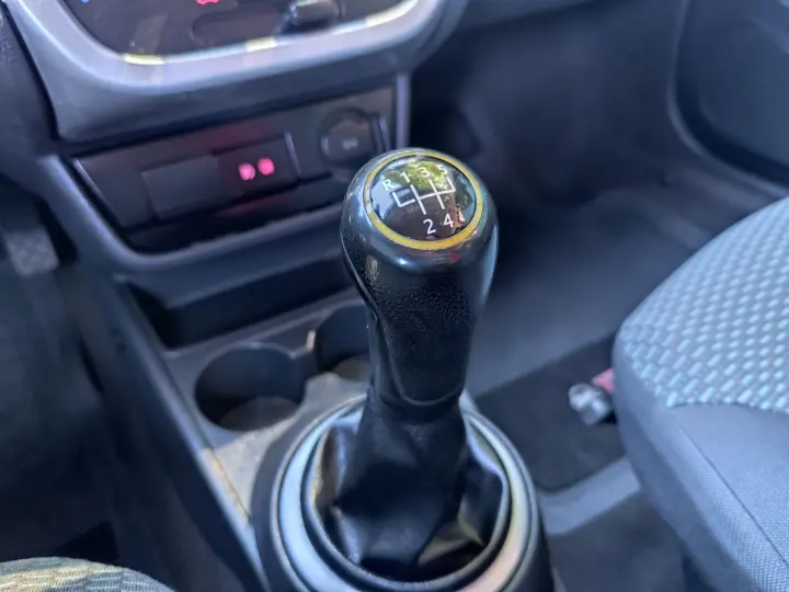 GOL 1.0 MI 8V FLEX 4P MANUAL G.V