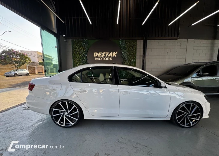JETTA Comfortline 1.4 TSI 16V 4p Aut.