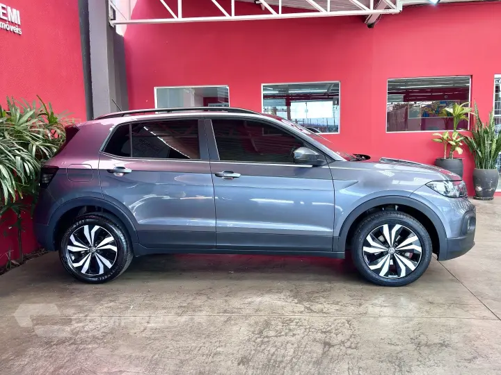 T-CROSS 1.0 200 TSI TOTAL FLEX AUTOMÁTICO