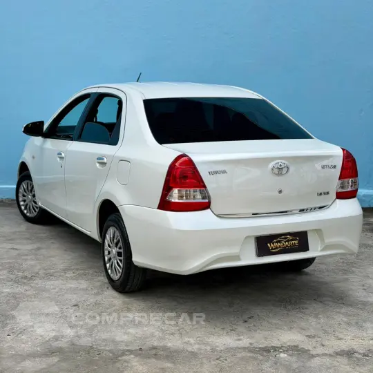 ETIOS XS Sedan1.5 Flex 16V 4p Mec.