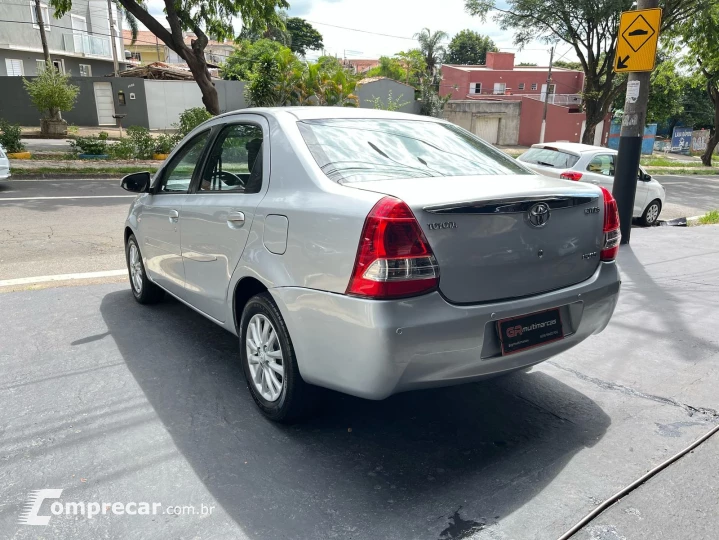 ETIOS XLS Sedan 1.5 Flex 16V 4p Mec.