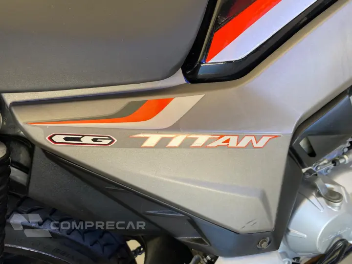 TITAN 160
