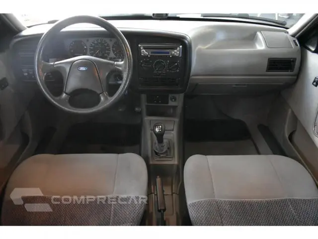 VERSAILLES - 2.0 GL 8V 4P MANUAL