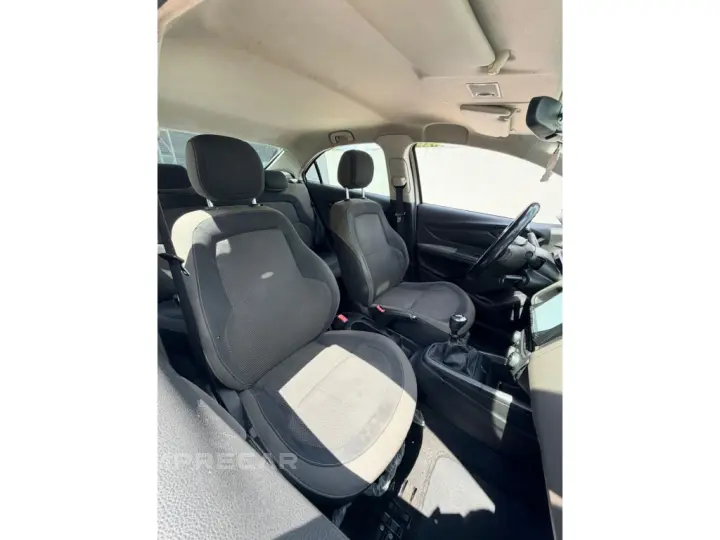 PRISMA 1.0 MPFI LT 8V FLEX 4P MANUAL