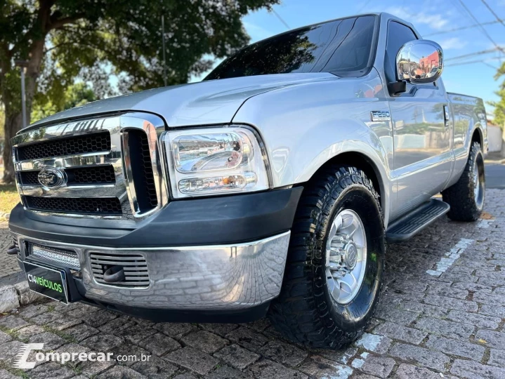F-250 XLT 4.2 180cv CD TB Diesel