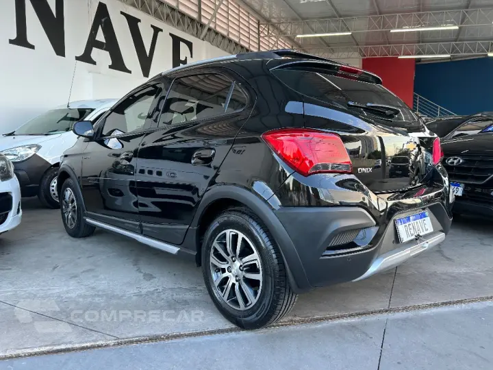 ONIX HATCH ACTIV 1.4 8V Flex 5P Aut.