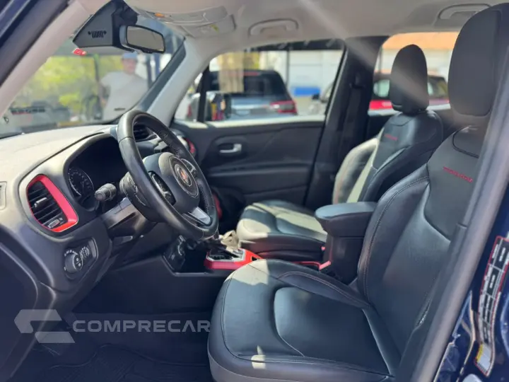 RENEGADE 2.0 16V Turbo Trailhawk 4X4