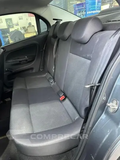VOYAGE 1.0 12V MPI TOTALFLEX 4P MANUAL