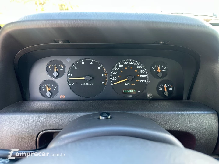 GRAND CHEROKEE 4.7 Limited Quadra Drive 4X4 V8 16V