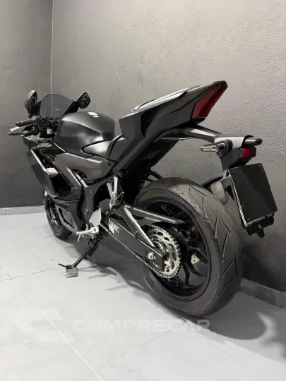 YZF-R3 ABS