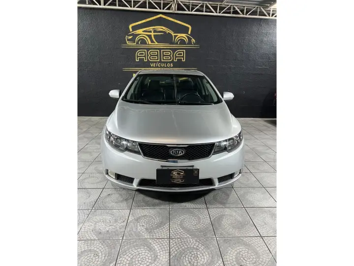 CERATO 1.6 SX2 16V GASOLINA 4P AUTOMÁTICO