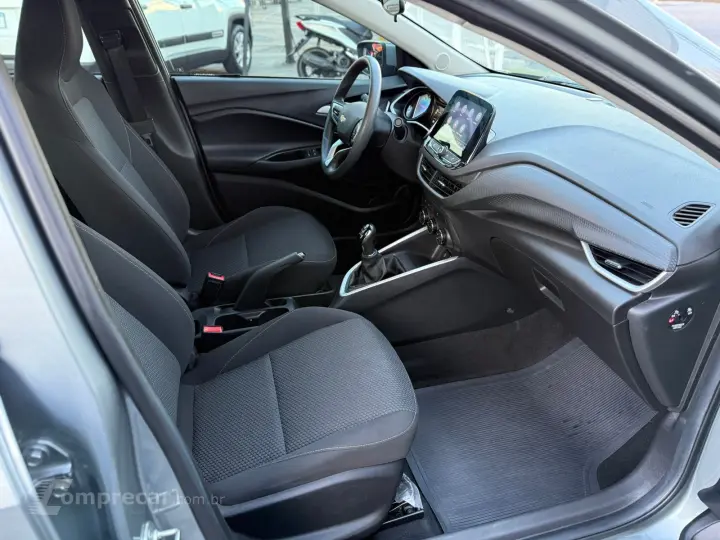 ONIX SEDAN Plus LT 1.0 12V Flex 4p Mec.