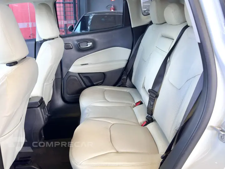 COMPASS 2.0 16V FLEX LONGITUDE AUTOMÁTICO