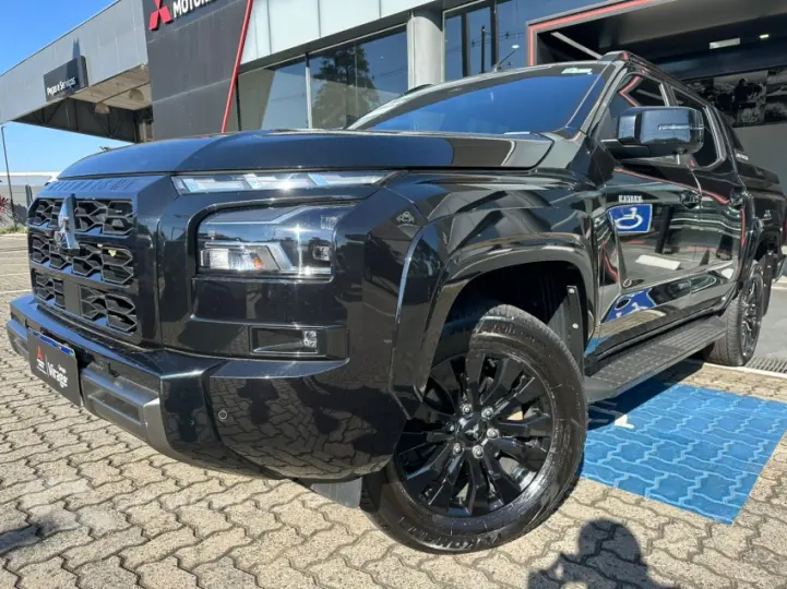 TRITON 2.4 Biturbo CD Katana 4X4