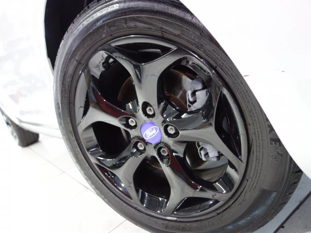 FOCUS HATCH - 2.0 GLX 16V 4P MANUAL