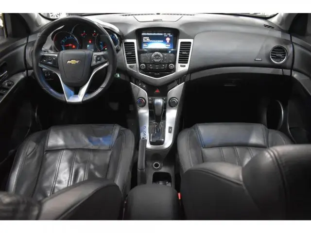 CRUZE HATCH - 1.8 LTZ SPORT6 16V 4P AUTOMÁTICO