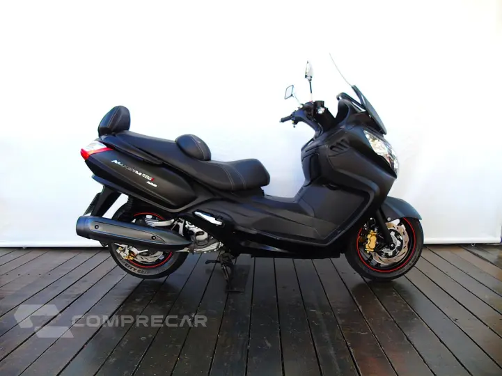 DAFRA MAXSYM 400i
