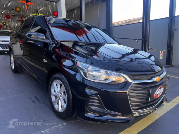 ONIX SEDAN Plus LT 1.0 12V TB Flex Mec.