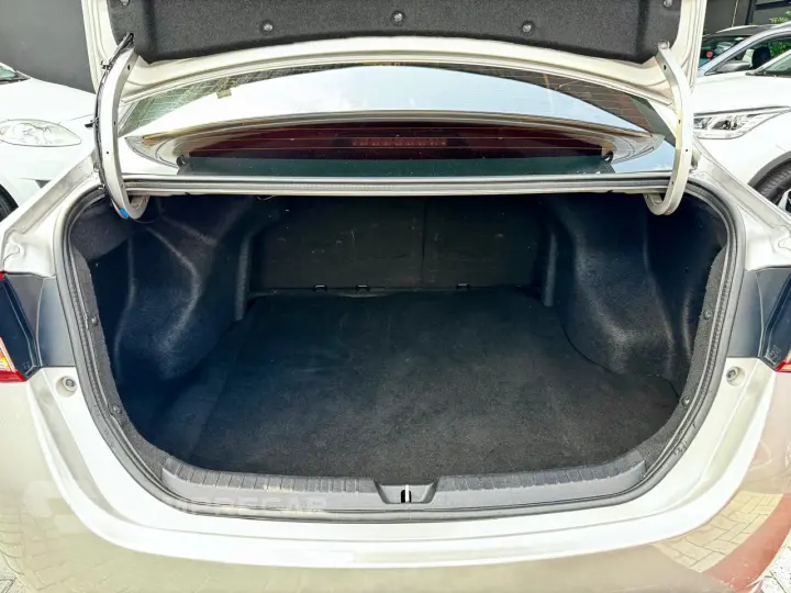 YARIS 1.5 16V Sedan XL Multidrive