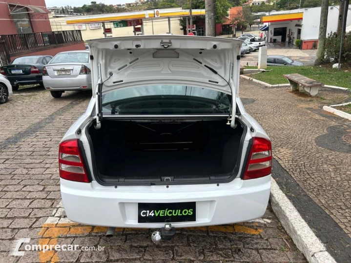 Astra Advantage 2.0 MPFI 8V FlexPower 5p