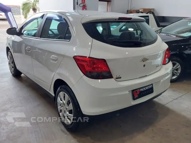 ONIX - 1.4 MPFI LT 8V 4P MANUAL