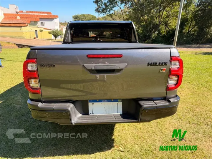 HILUX 2.8 D-4D TURBO DIESEL CD GR-S 4X4 AUTOMÁTICO