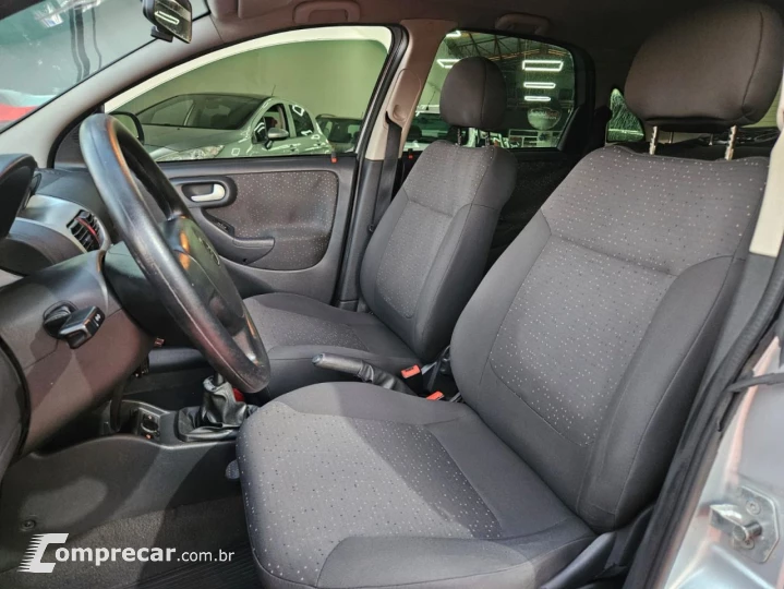 Corsa Sed. Premium 1.4 8V ECONOFLEX 4p
